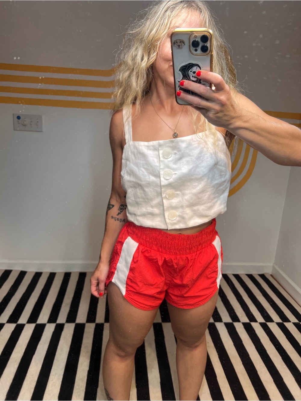 WHIT White Linen-Blend Cropped Button Tank - Picture 4 of 4